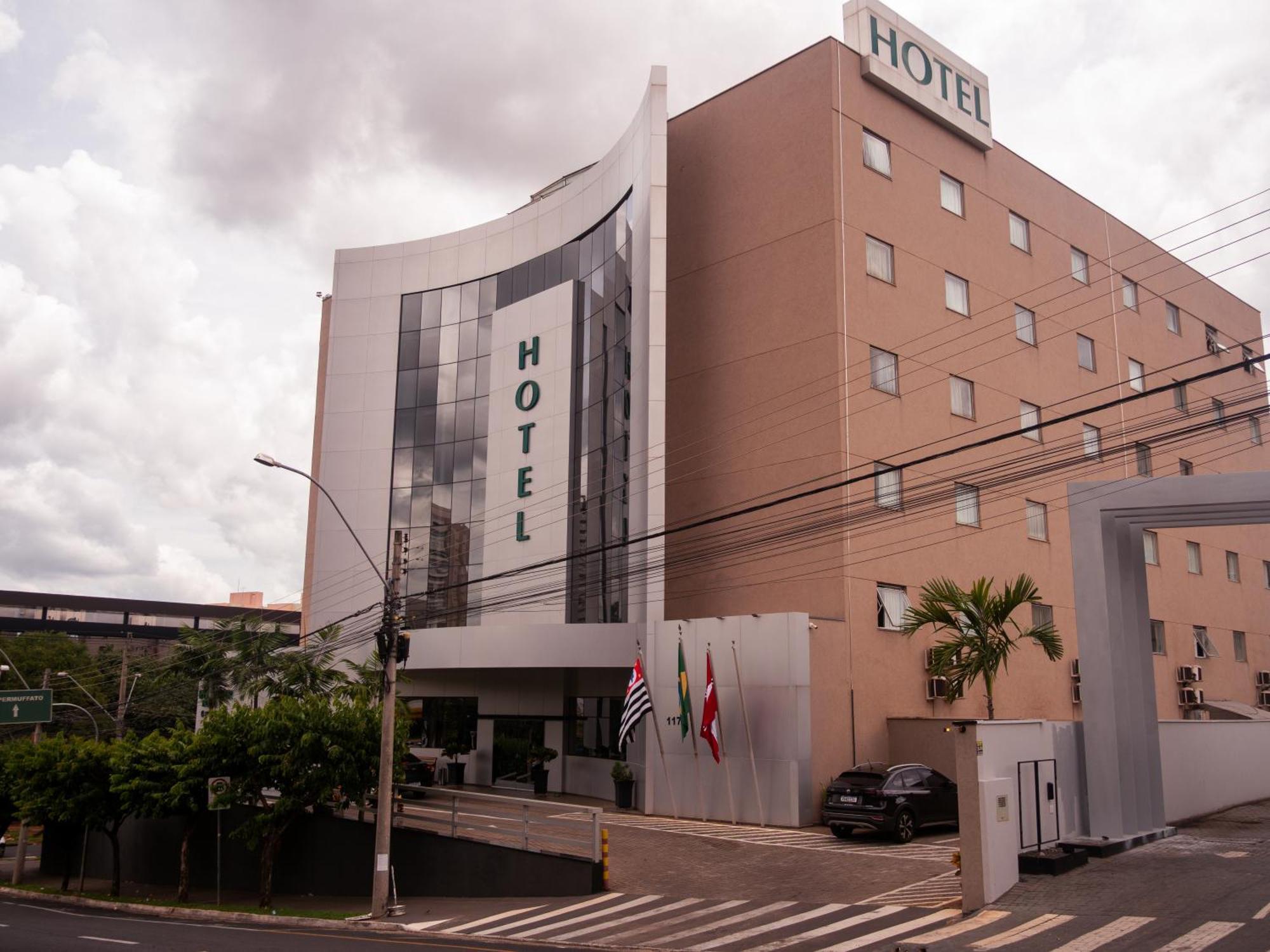 酒店 Ipe Center