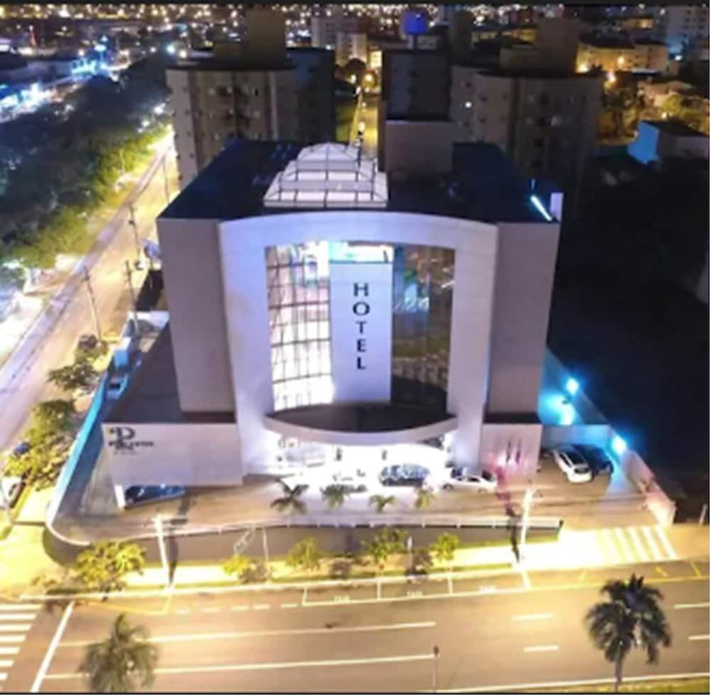 Ipe Center Hotel 4*
