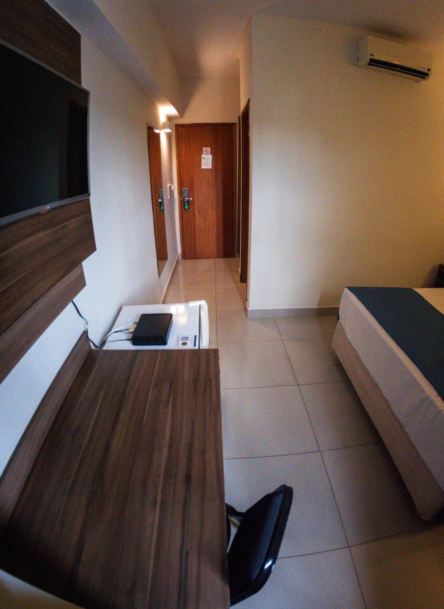 Ipe Center Hotel